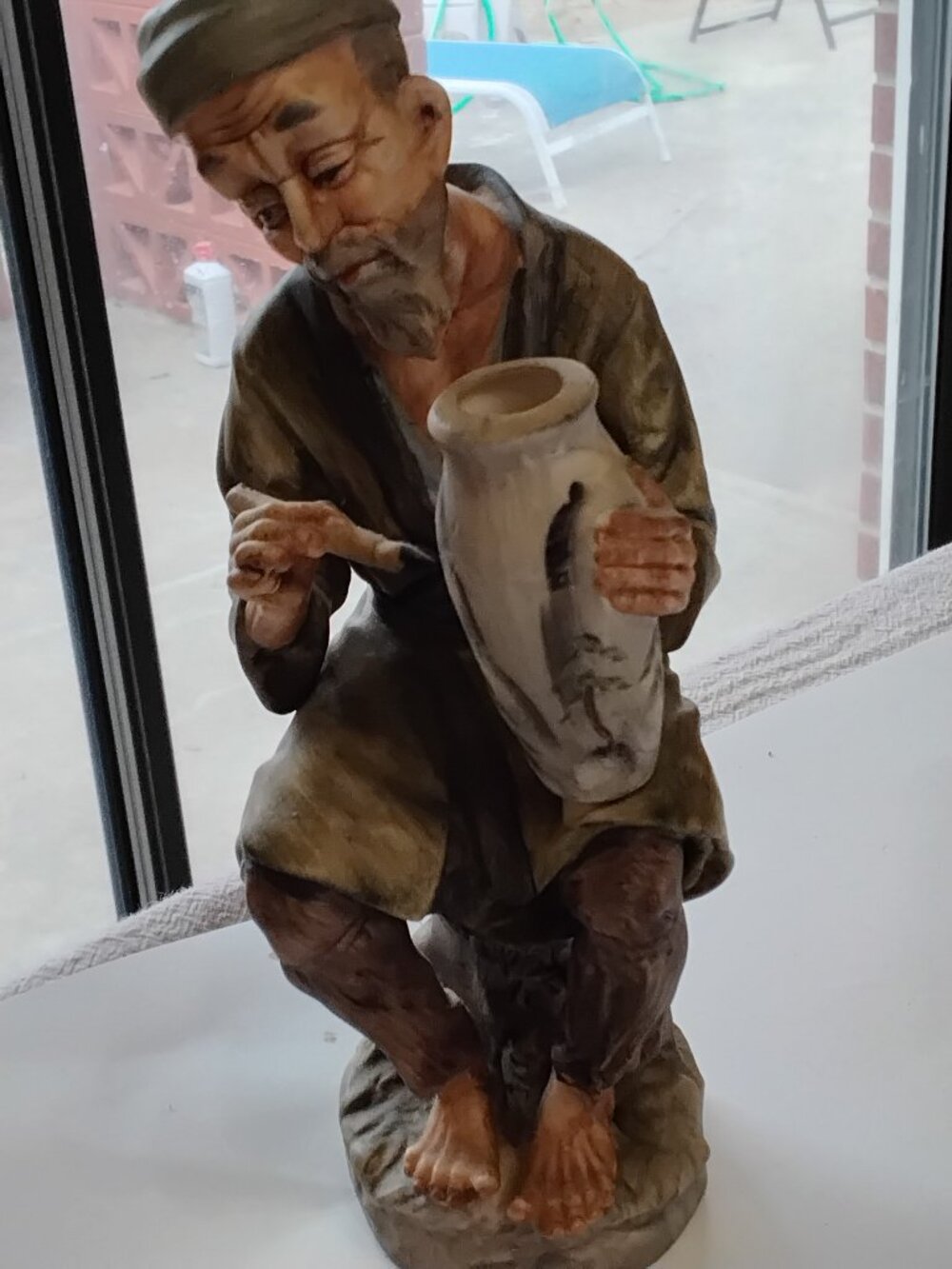 Vintage Napcoware Bisque Figurine - C5700 Asian Potter / Craftsman Painting Vase